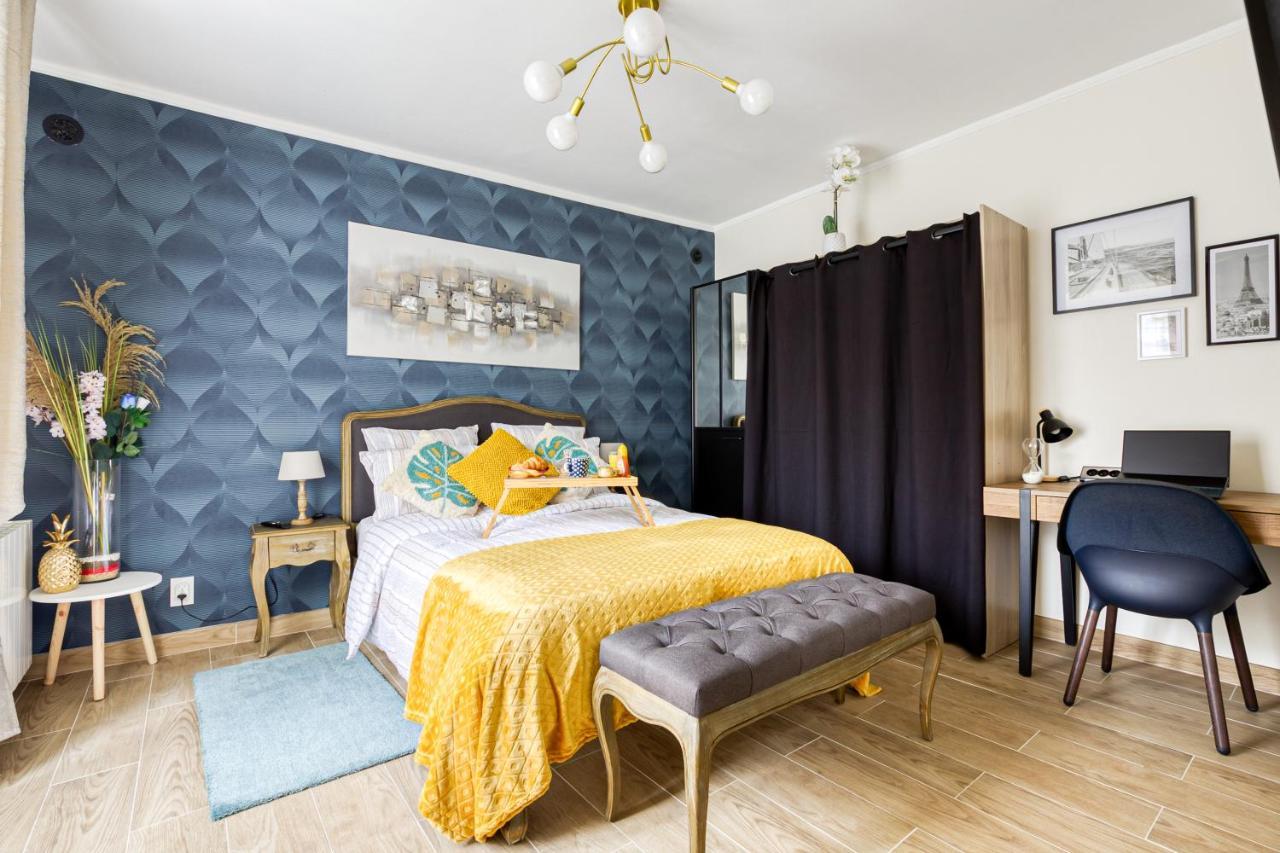 Rer C A 4 Minutes A Pieds Chateau De Versailles 15 Minutes A Pied Apartment Екстериор снимка