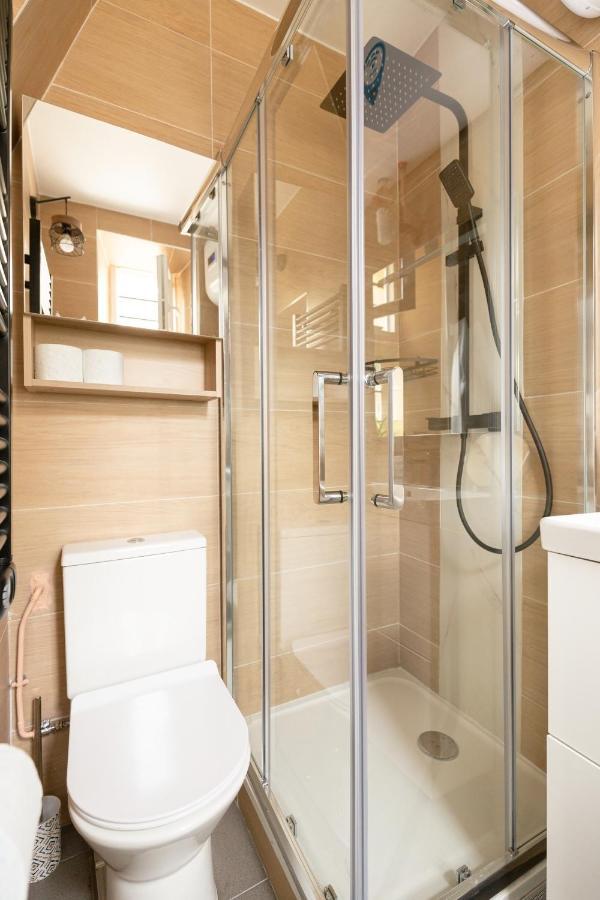 Rer C A 4 Minutes A Pieds Chateau De Versailles 15 Minutes A Pied Apartment Екстериор снимка