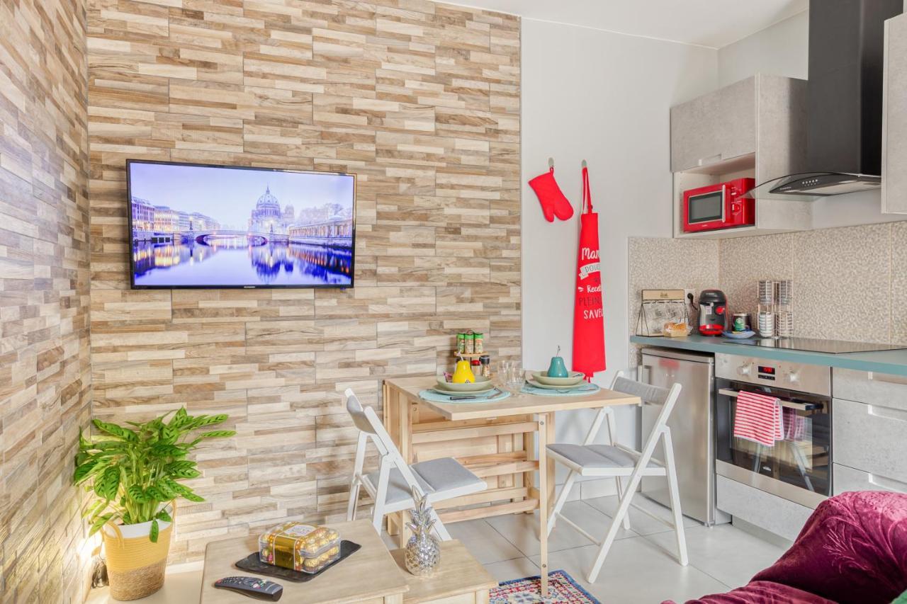 Rer C A 4 Minutes A Pieds Chateau De Versailles 15 Minutes A Pied Apartment Екстериор снимка