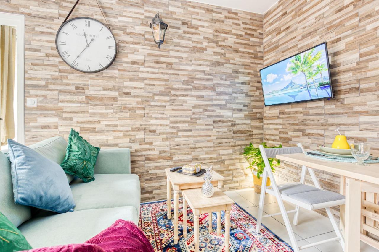 Rer C A 4 Minutes A Pieds Chateau De Versailles 15 Minutes A Pied Apartment Екстериор снимка